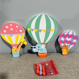 Fantasy Fields “Hot Air Balloon” Peg Hooks – Set of 3 – NEW